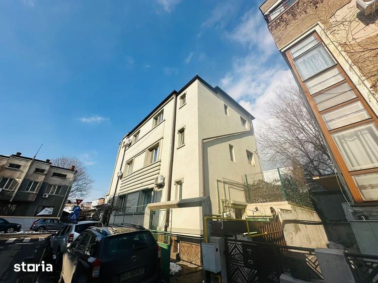 Apartament cu 4 camere, mobilat în Ștefan cel Mare