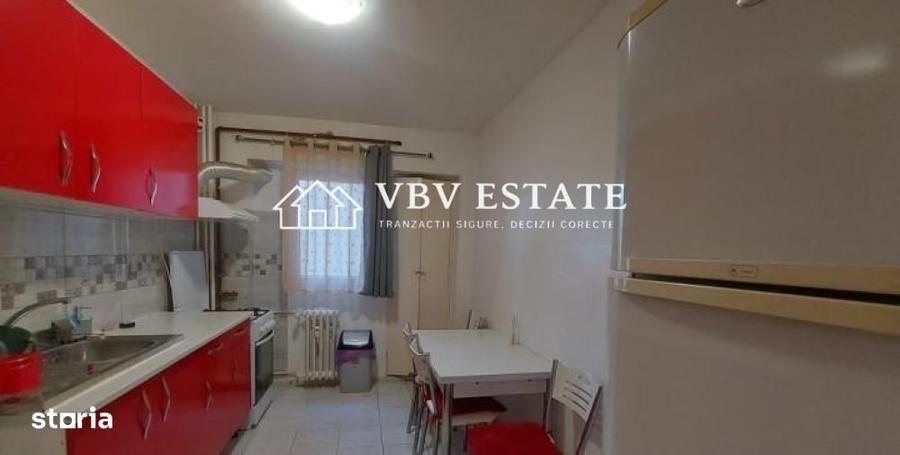 Apartament cu 3 camere semidecomandat în Lujerului