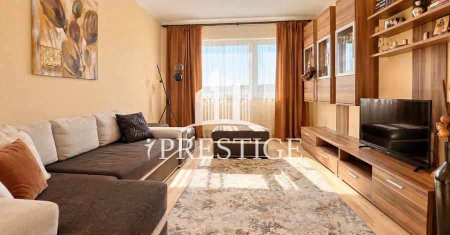 Apartament cu 3 camere decomandat, mobilat în Vasile Aaron