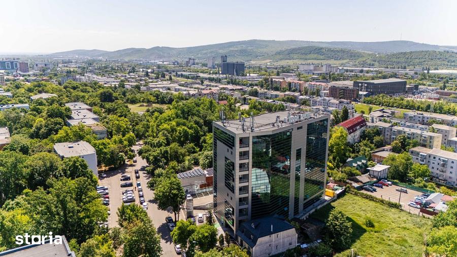 Spațiu comercial, de 120 mp, în Tătărași