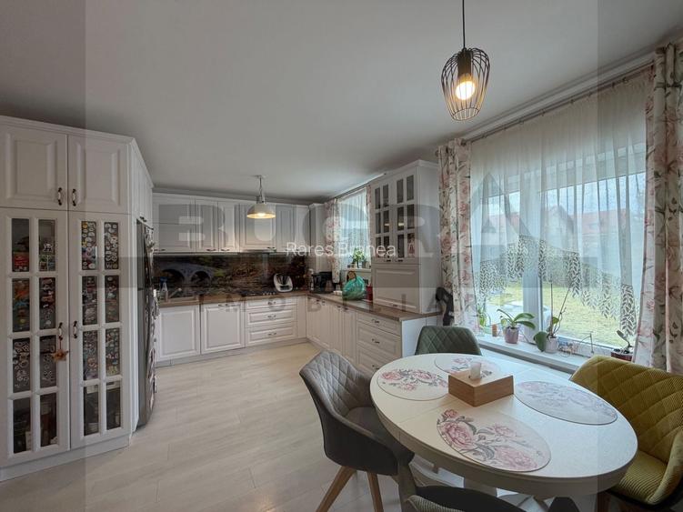 Apartament de 3 camere, modern, 65mp, parcare, zona Eugen Ionesco