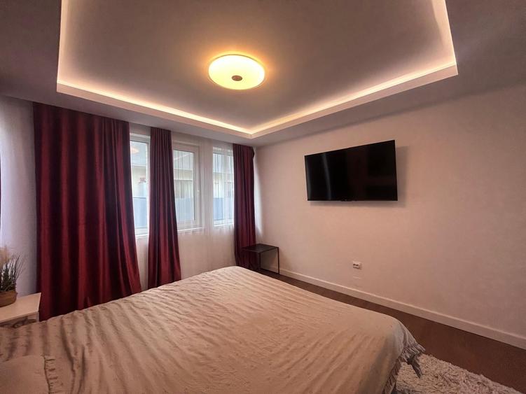 Duplex cu 4 camere cu Canalizare în Florești