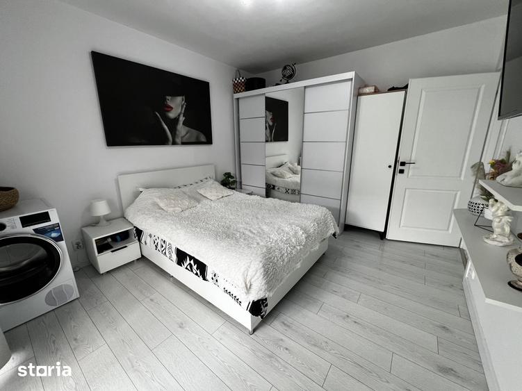 Apartament de 3 camere, 60 mp, 20 mp terasa, parcare subterana, zona E - 4