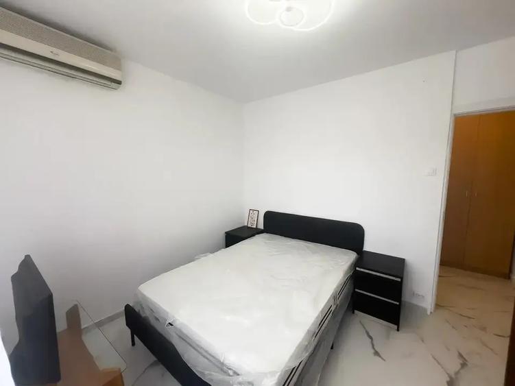 Apartament cu 3 camere decomandat, mobilat în Banu Manta
