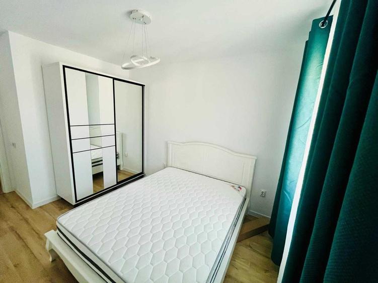 Apartament cu 2 camere decomandat în Rediu