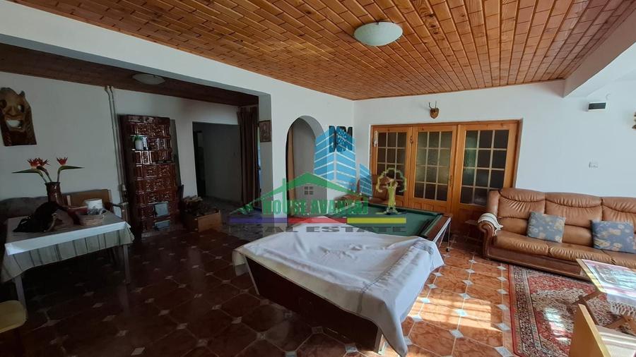 Casă individuală cu 5 camere cu Canalizare în Soveja