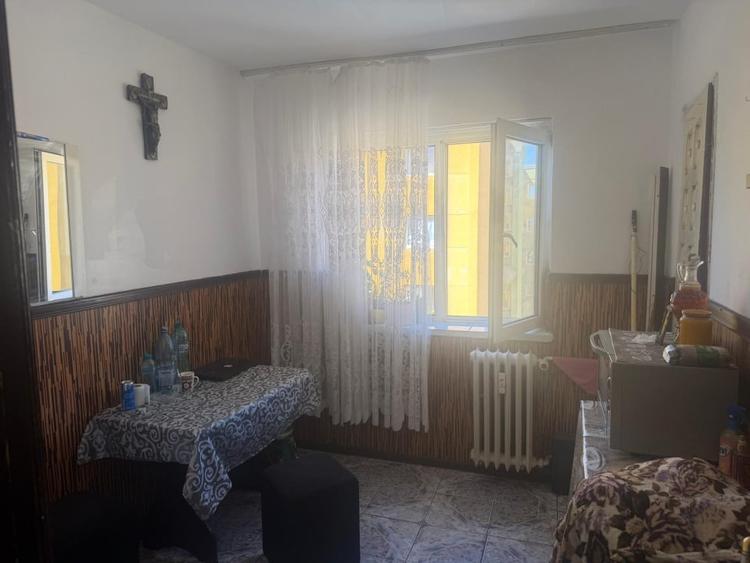 Apartament 3 camere, 39 mp, zona Piata Valea Rosie - 8