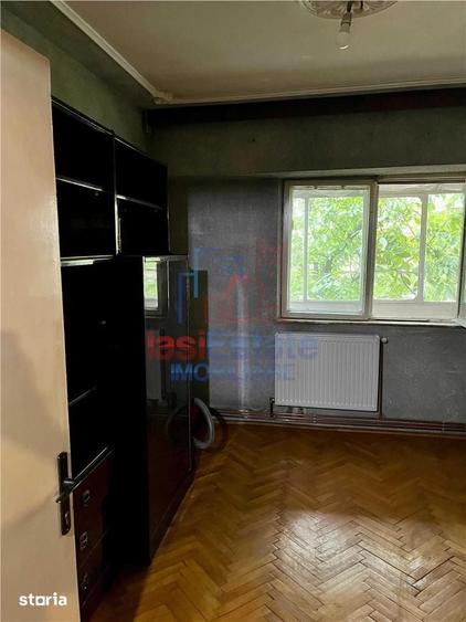 Apartament cu 3 camere decomandat în Târgu Cucu