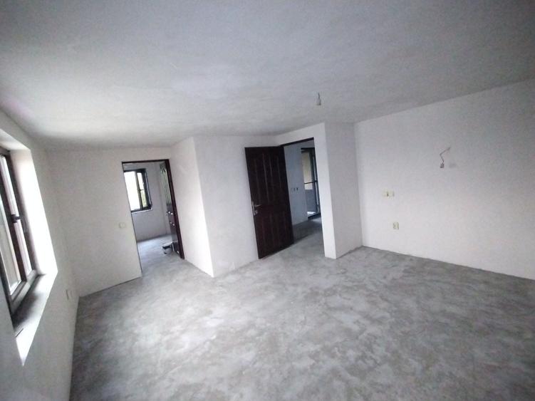 Casă cu 3 camere cu Teren 425 Mp în Măgurele