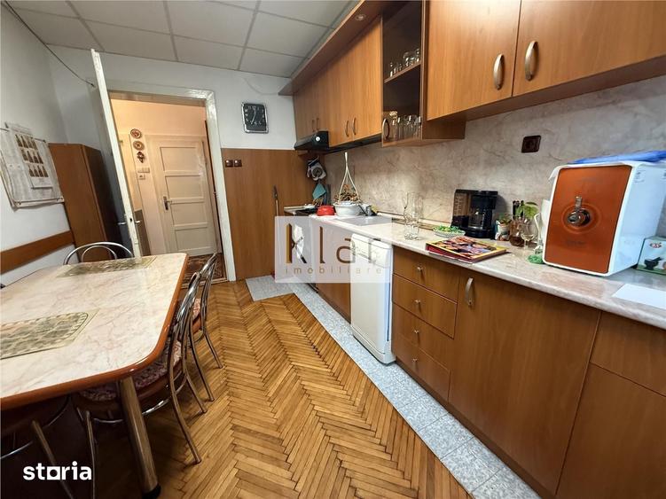 Inchiriere apartament la casa ,are curte si garaj zona hotel Napoca - 4