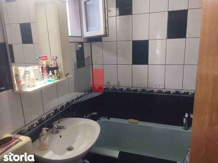 Apartament cu 2 camere decomandat în Jilava