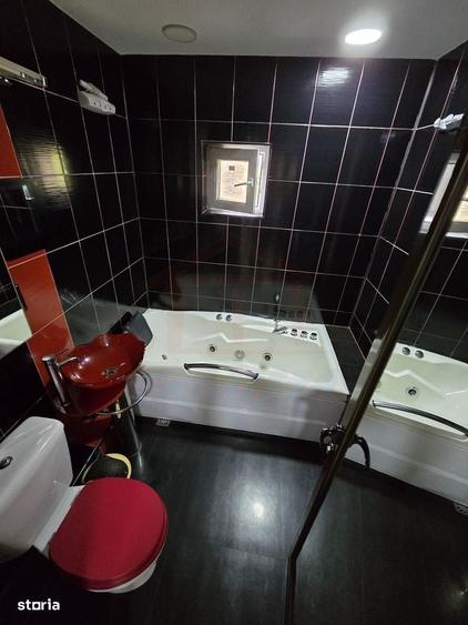 Apartament cu 3 camere decomandat în Micro 16