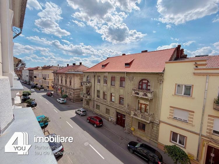 Apartament cu 2 camere semidecomandat în Ultracentral