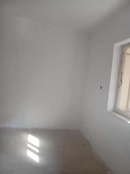 Casă cu 2 camere în Medieșu Aurit