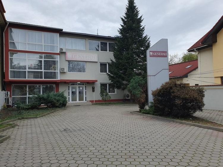 Birou, de 500 mp, în Lipovei