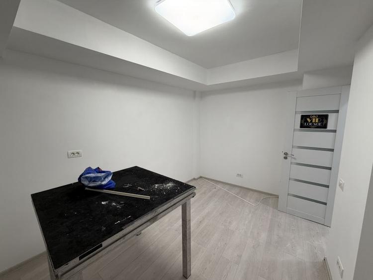Apartament cu 3 camere în Universitate