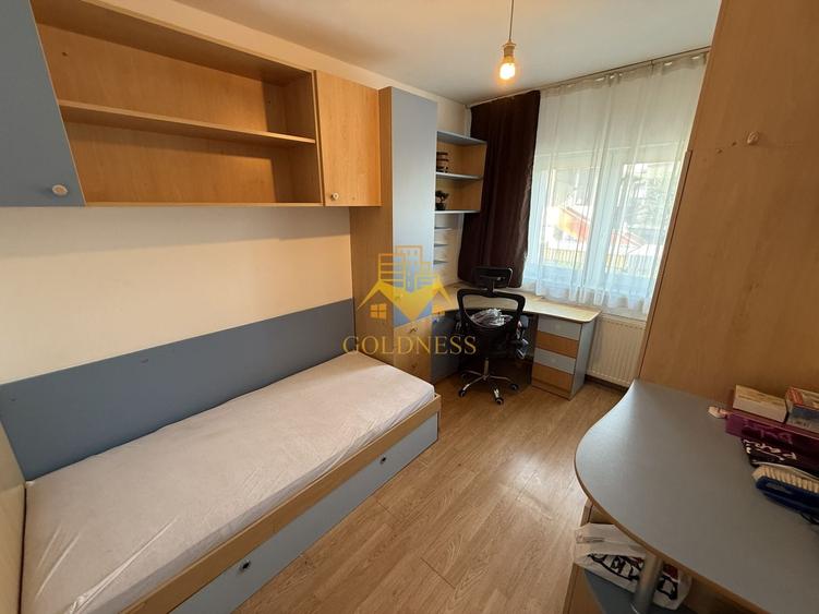Apartament cu 3 camere decomandat, mobilat în Mănăștur