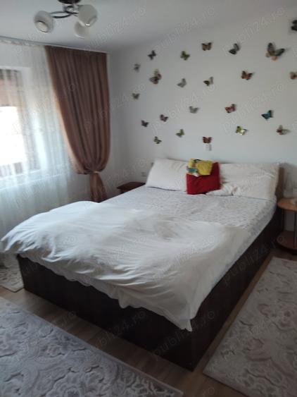 Casă cu Teren 1054 Mp în Sud