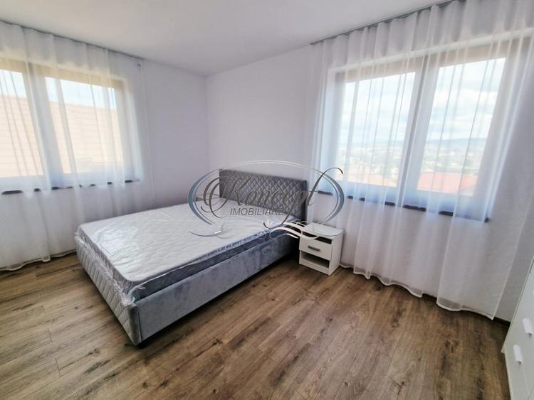 Duplex cu 4 camere cu Canalizare în Dâmbul Rotund
