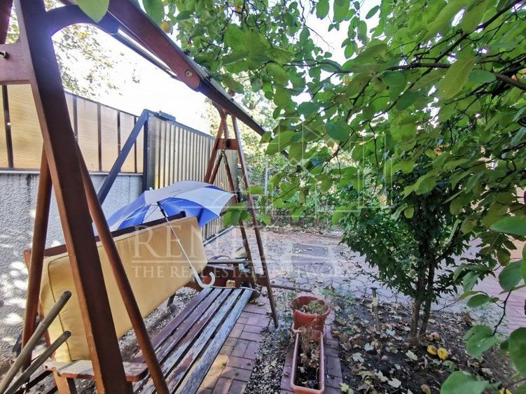Casă individuală cu 3 camere cu Canalizare în Rahova