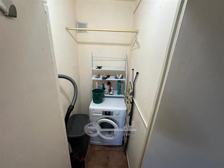 Apartament cu 2 camere decomandat în Hala Centrală