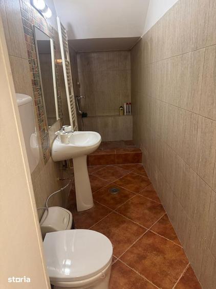 Casă cu 4 camere cu Teren 257 Mp în Grivița