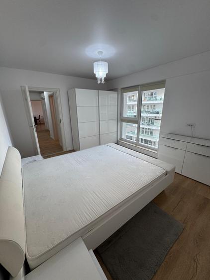 Apartament cu 2 camere decomandat în Parcul Carol