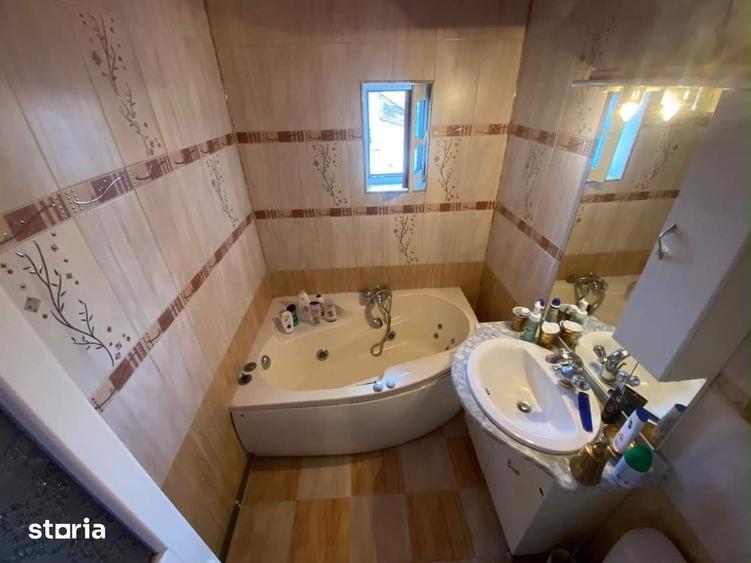 Apartament 3 camere , finisat , mobilat , zona Bradet - 7