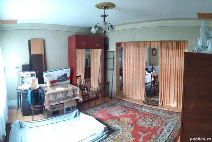 Casă cu 3 camere cu Teren 1200 Mp în Florești