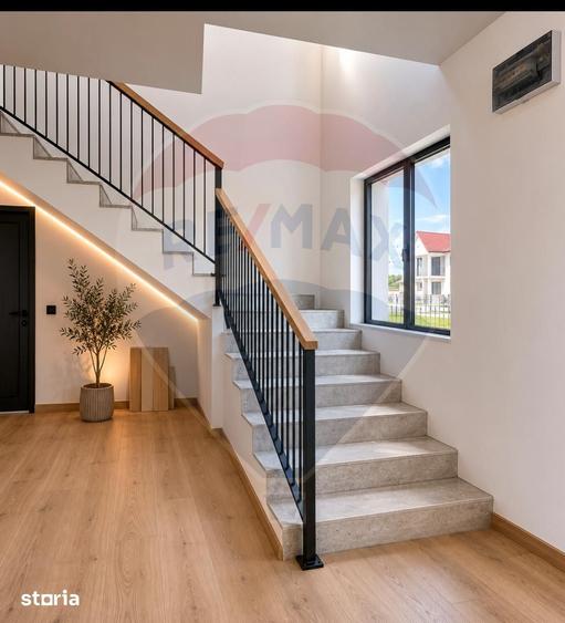 Casă cu 4 camere cu Teren 400 Mp în Dumbrava