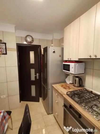 Apartament 3 camere de inchiriat, situat in zona TOMIS II - 5