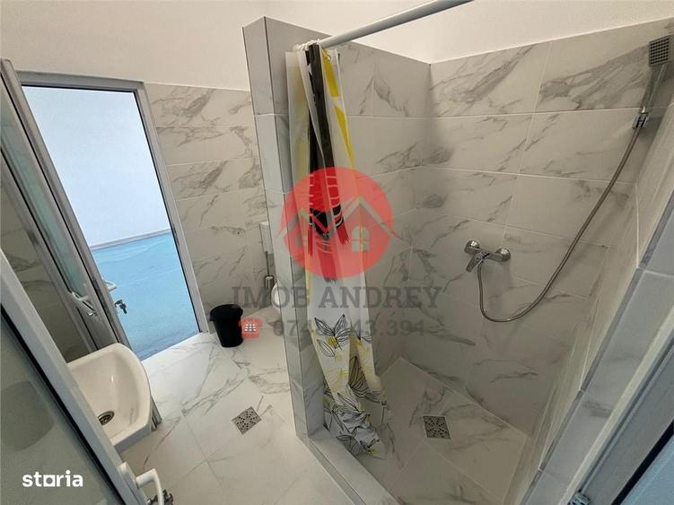 Casă cu 4 camere cu Teren 300 Mp în Central