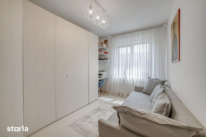 Apartament cu 4 camere decomandat, mobilat în Sisești