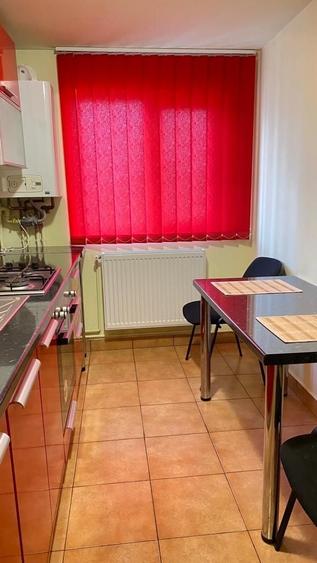 Apartament cu 2 camere semidecomandat în Mihai Viteazul