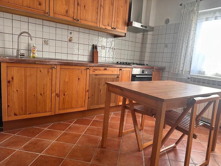 Apartament cu 2 camere decomandat în Muncii