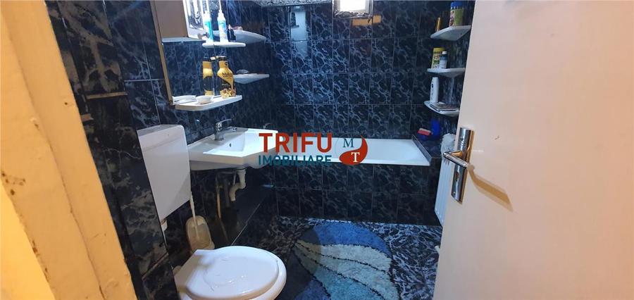 Apartament cu 3 camere decomandat, mobilat în Ampoi 1