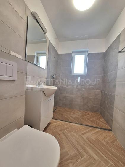Apartament cu 3 camere decomandat, mobilat în Central
