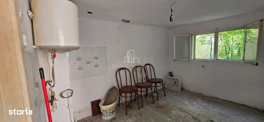 Casă cu 2 camere în Central