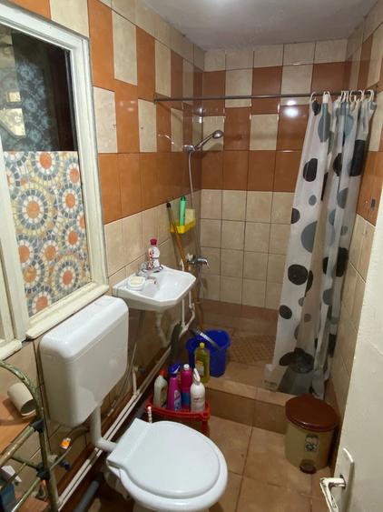 Casă cu 4 camere cu Teren 600 Mp în Central