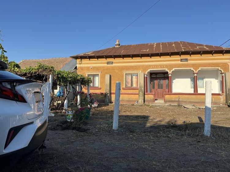 Casa de vanzare la tara! - 6