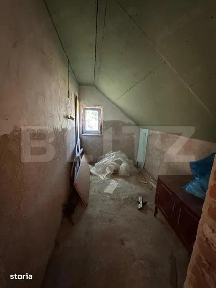 Casă cu Teren 2300 Mp în Sântuhalm
