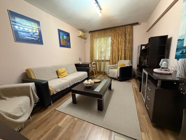 Apartament cu 2 camere semidecomandat în Domenii