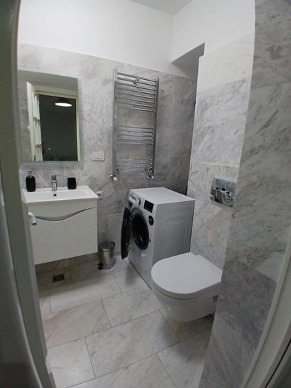 Apartament cu 2 camere semidecomandat, mobilat în Copou