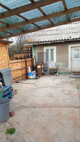 Casă cu 3 camere cu Teren 1311 Mp în Bordei Verde