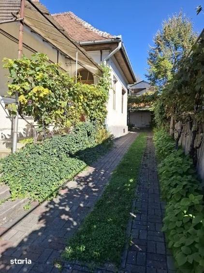 Casă cu 3 camere cu Teren 174 Mp în Central