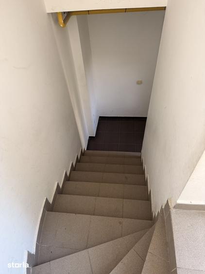 Apartament cu 4 camere în Giulești