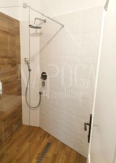 Casă individuală cu 4 camere cu Canalizare în Central