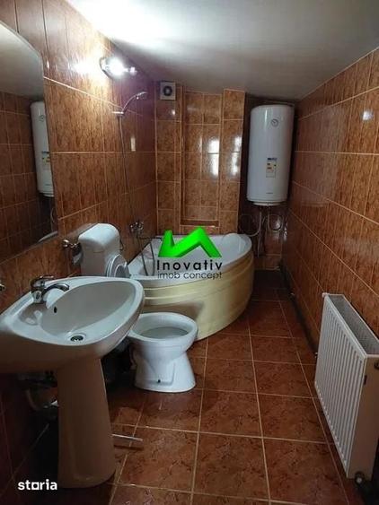 Casă cu 4 camere cu Teren 400 Mp în Trei Stejari