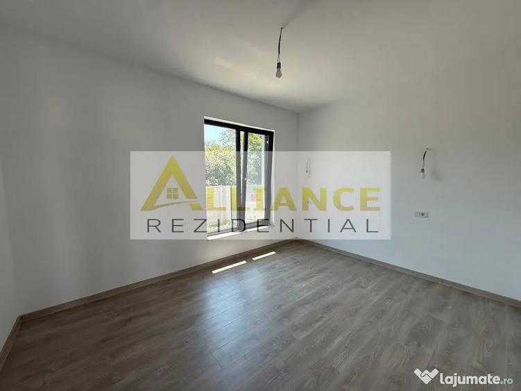 Casă cu 3 camere cu Teren 250 Mp în Berceni