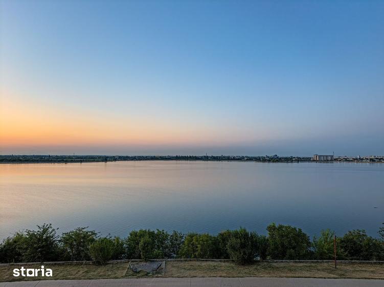 Apartament cu 3 camere decomandat în Chiajna